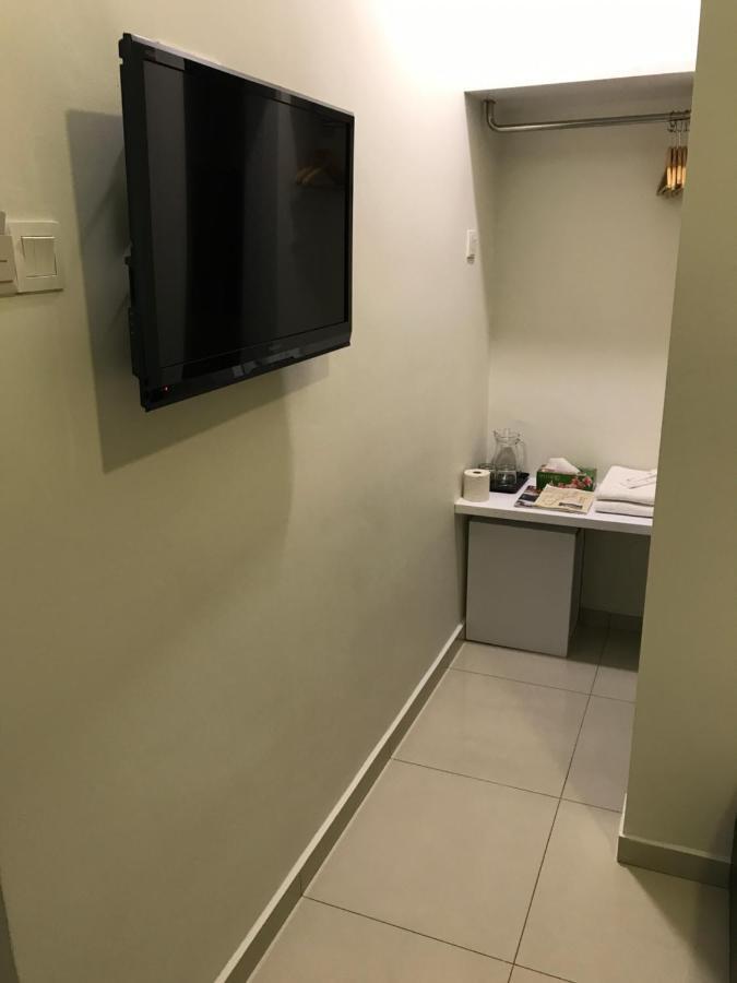 Goody Hotel ジョホールバル エクステリア 写真